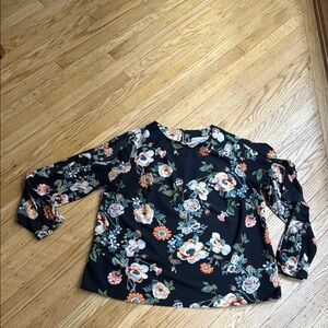Ava & Viv black floral ruffle long sleeve blouse 1X, boho chic, romantic floral